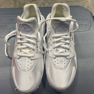 Women’s Air Huarache Run PRM